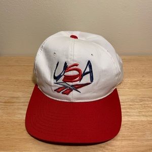 Vintage USA Reebok hat
